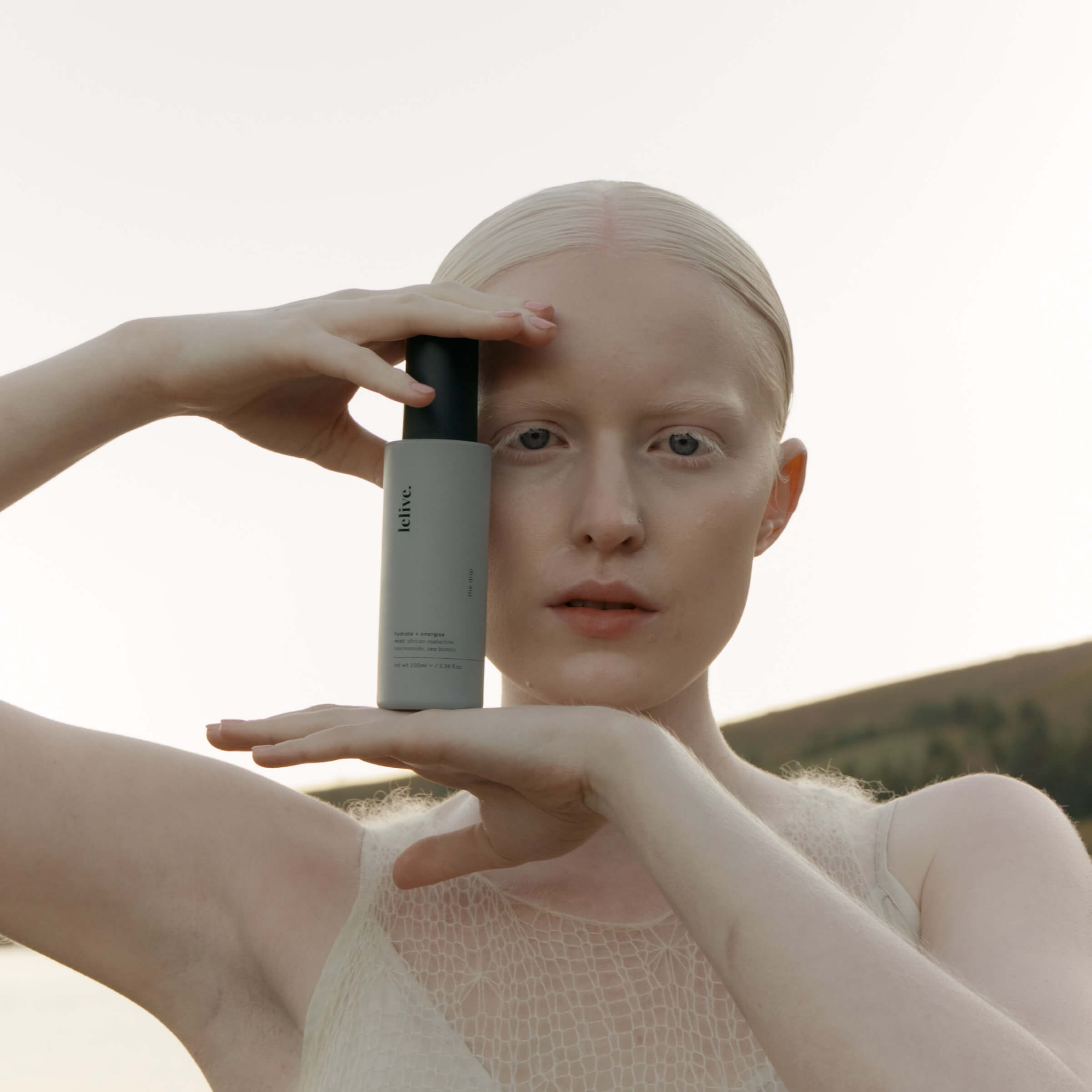 the drip | hydrate + glow setting mist