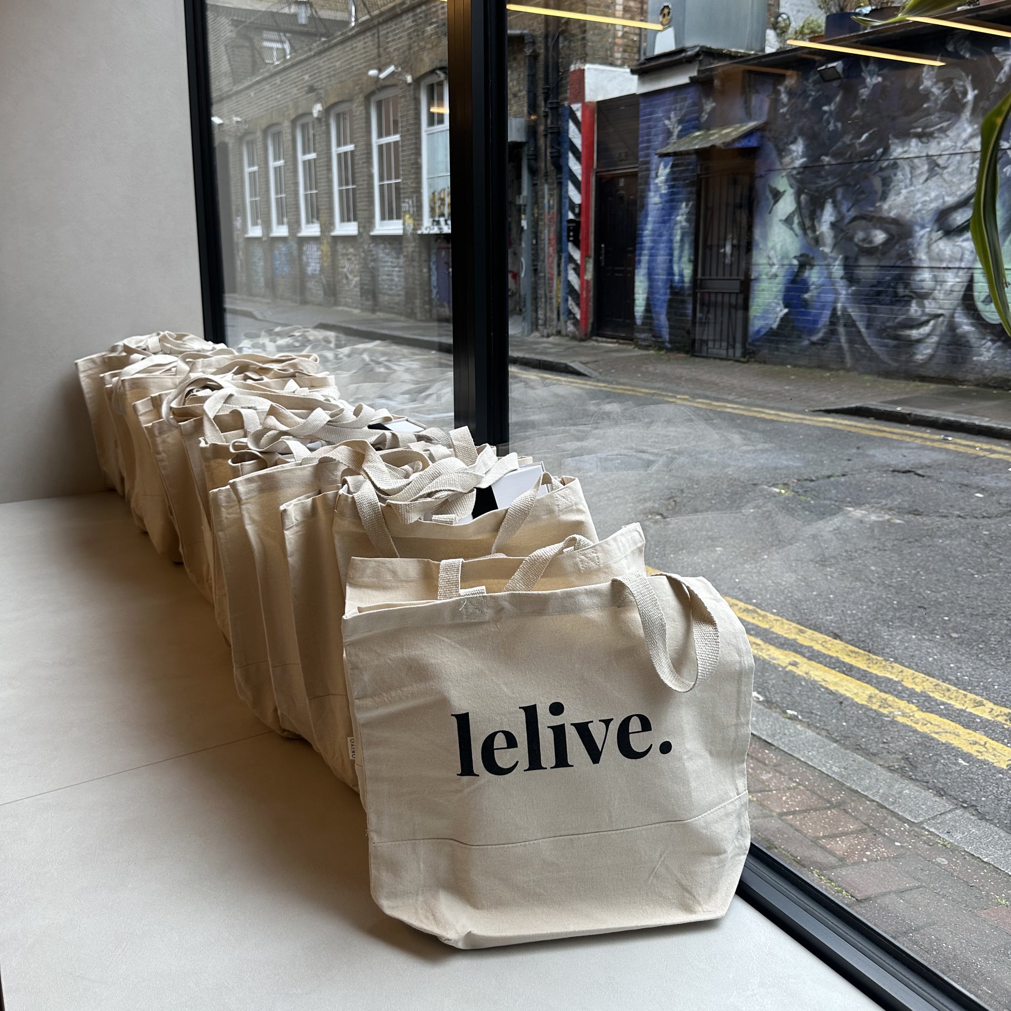 lelive tote bag | limited edition